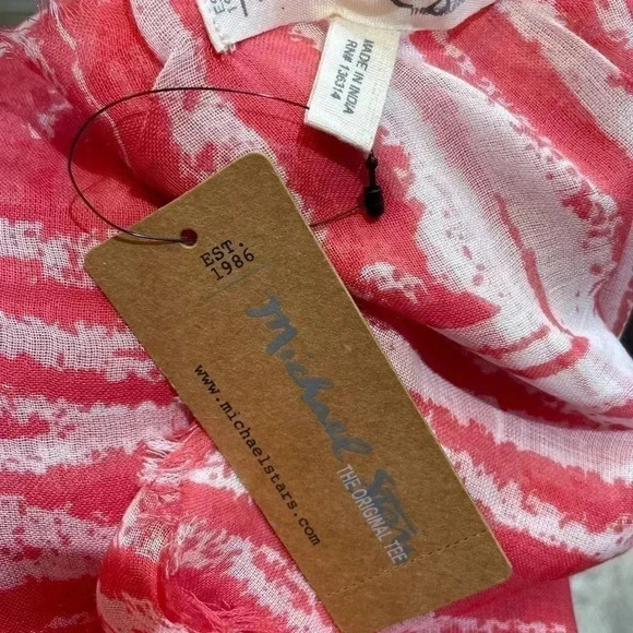 Michael Stars Oversized Scarf with Raw Edge -  Coral Sun Pencil Mark Square - Picture 4 of 7